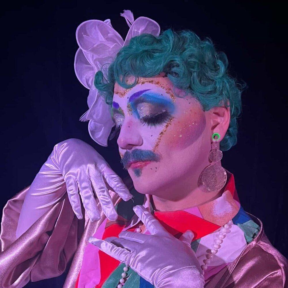 Meet your Posher, Magenta Le Fae!